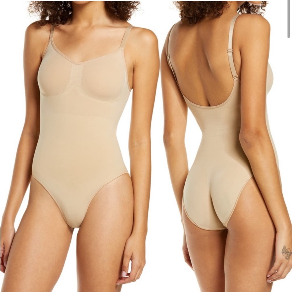 SKIMS sculpting bodysuit size S/M